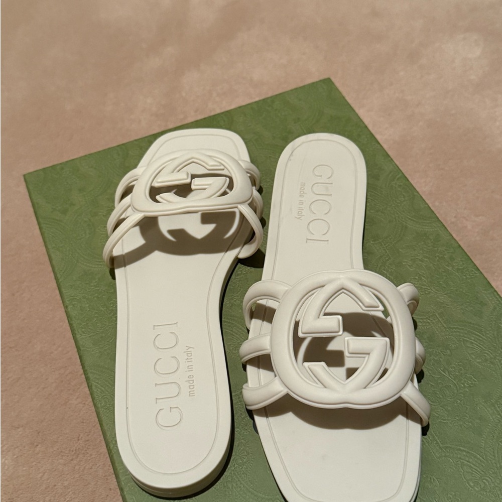 Gucci Women's Rubber Sandals - Picture 3 of 4